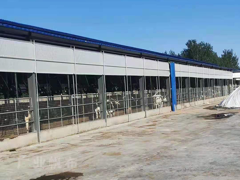羊場卷簾布
